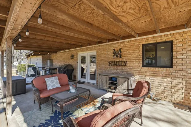 $325,000 | 108 South Harkey Street, San Saba, TX 76877