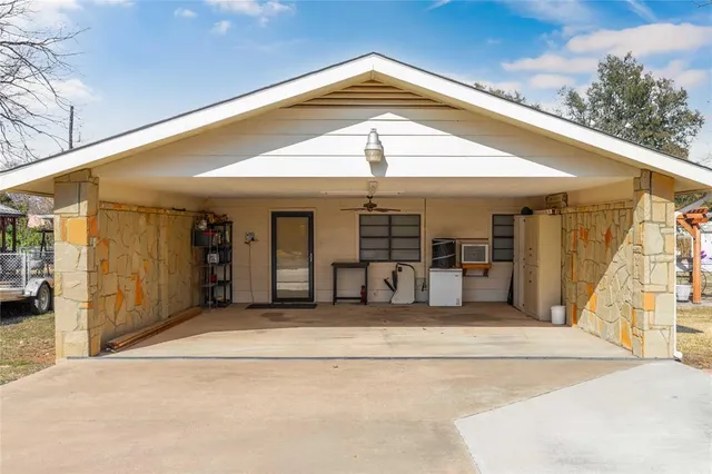 $325,000 | 108 South Harkey Street, San Saba, TX 76877