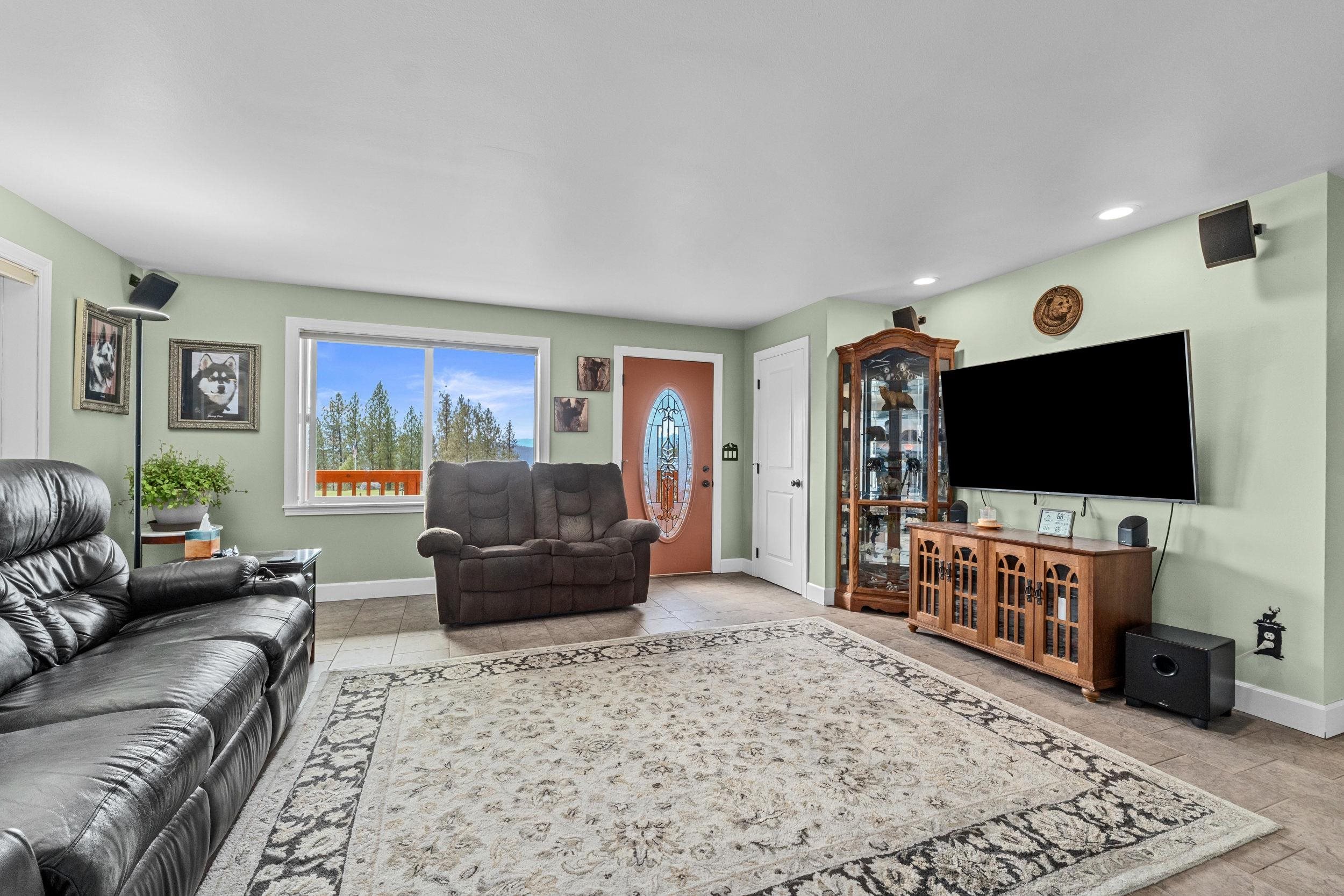 1095 Kitt-Narcisse Road Colville, WA 99114 - Photo 3 of 42