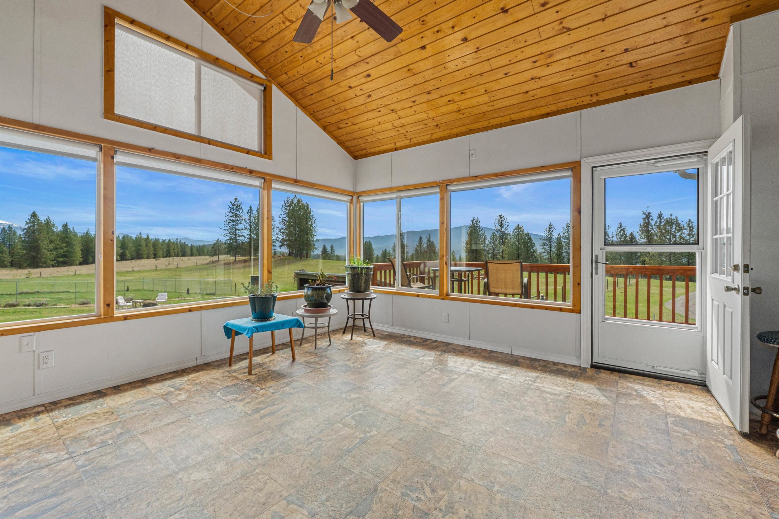1095 Kitt-Narcisse Road Colville, WA 99114 - Photo 9 of 42