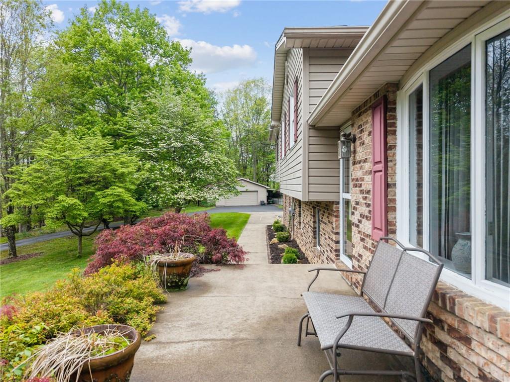 502 Christopher Road New Alexandria, PA 15670 - Photo 3 of 50 Gallery Image 3