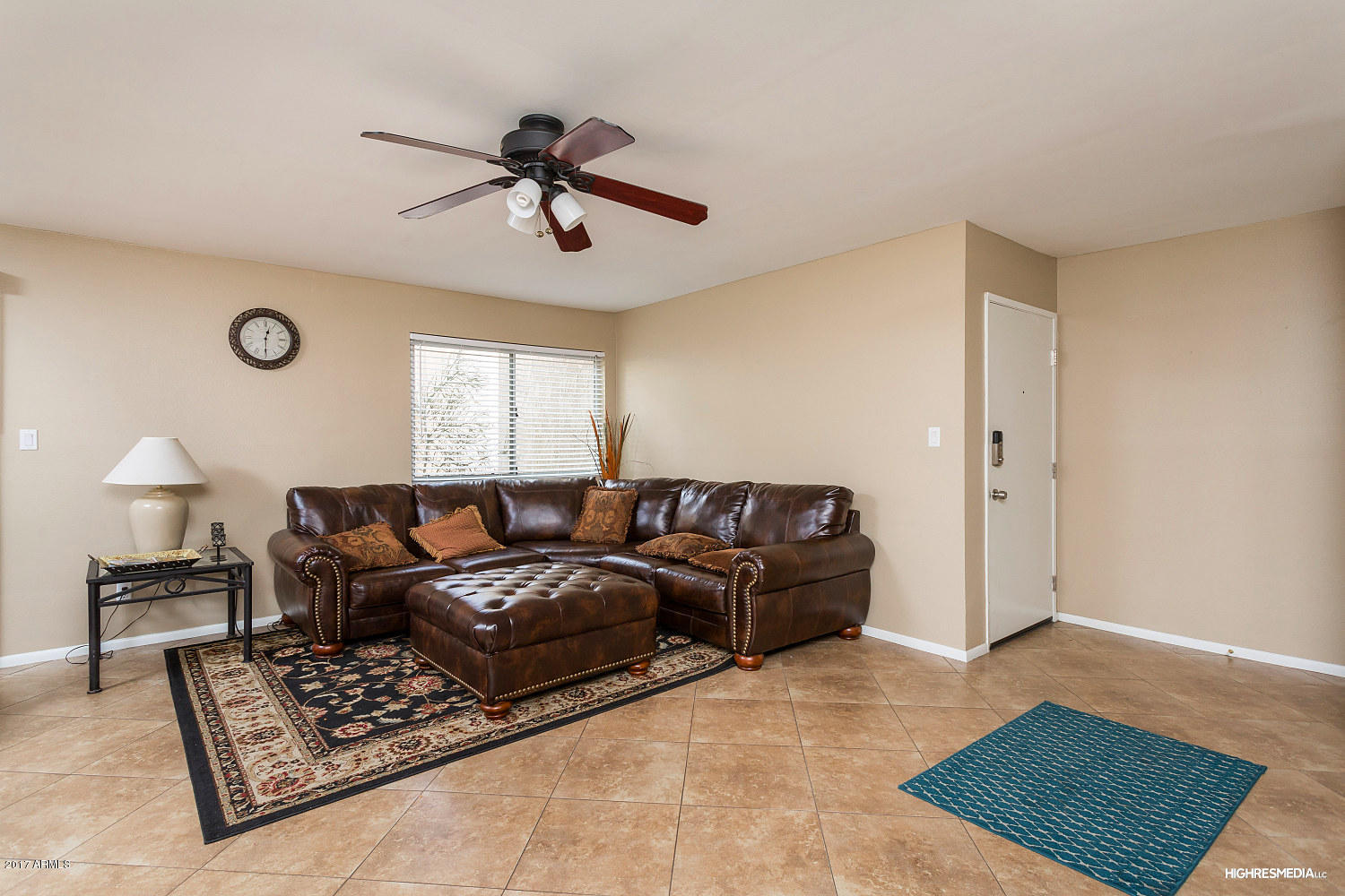 5525 East Thomas Road, Unit D4 Phoenix, AZ 85018 - Photo 2 of 22 Great Room
