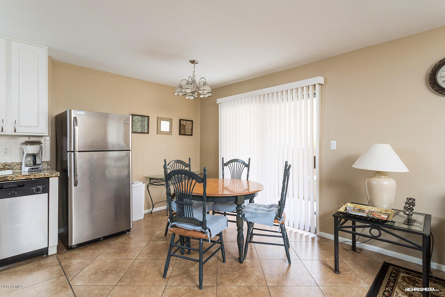 5525 East Thomas Road, Unit D4 Phoenix, AZ 85018 - Photo 8 of 22 Dining