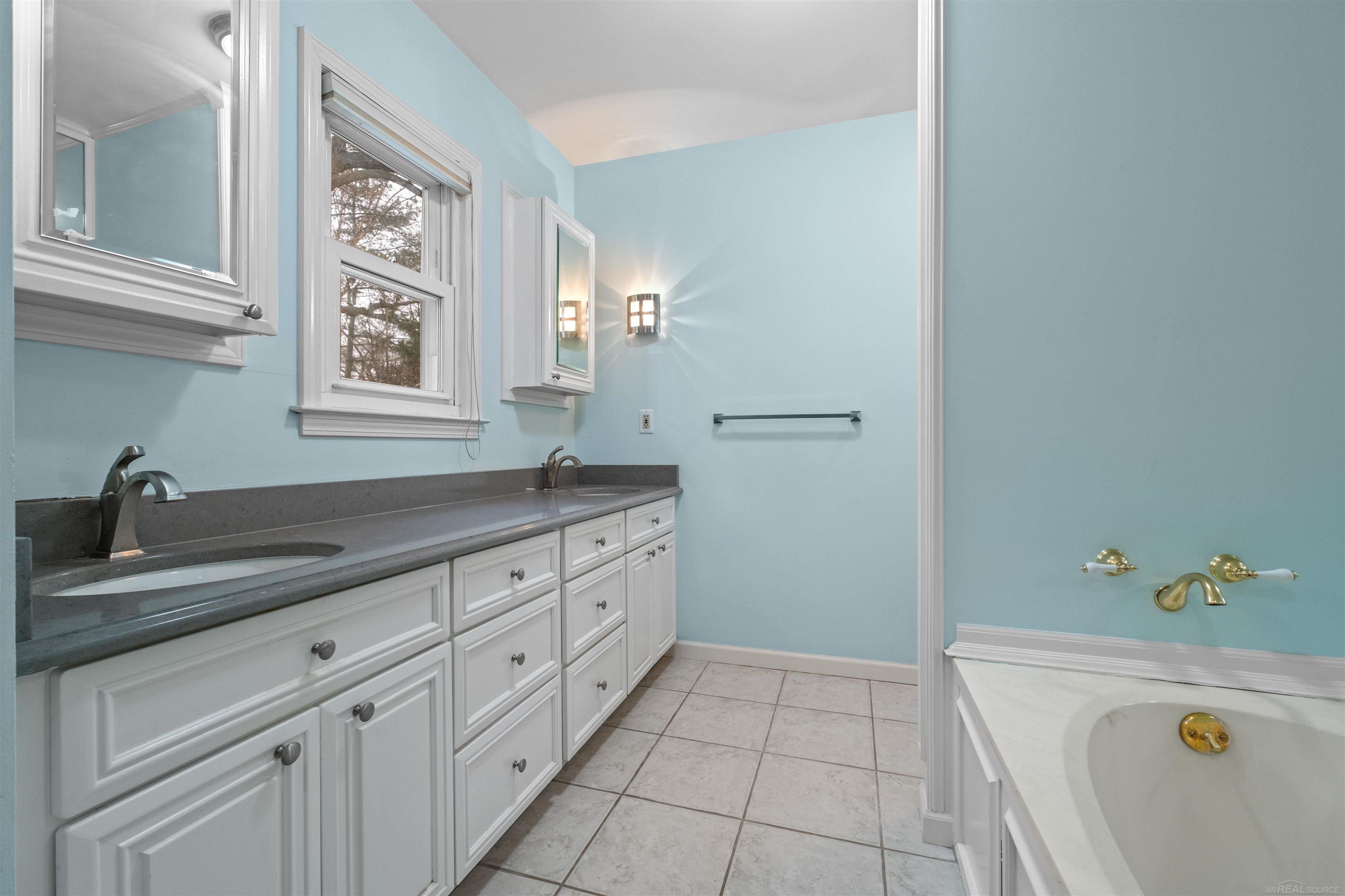 1003 Bedford Road Grosse Pointe Park, MI 48230 - Photo 32 of 70