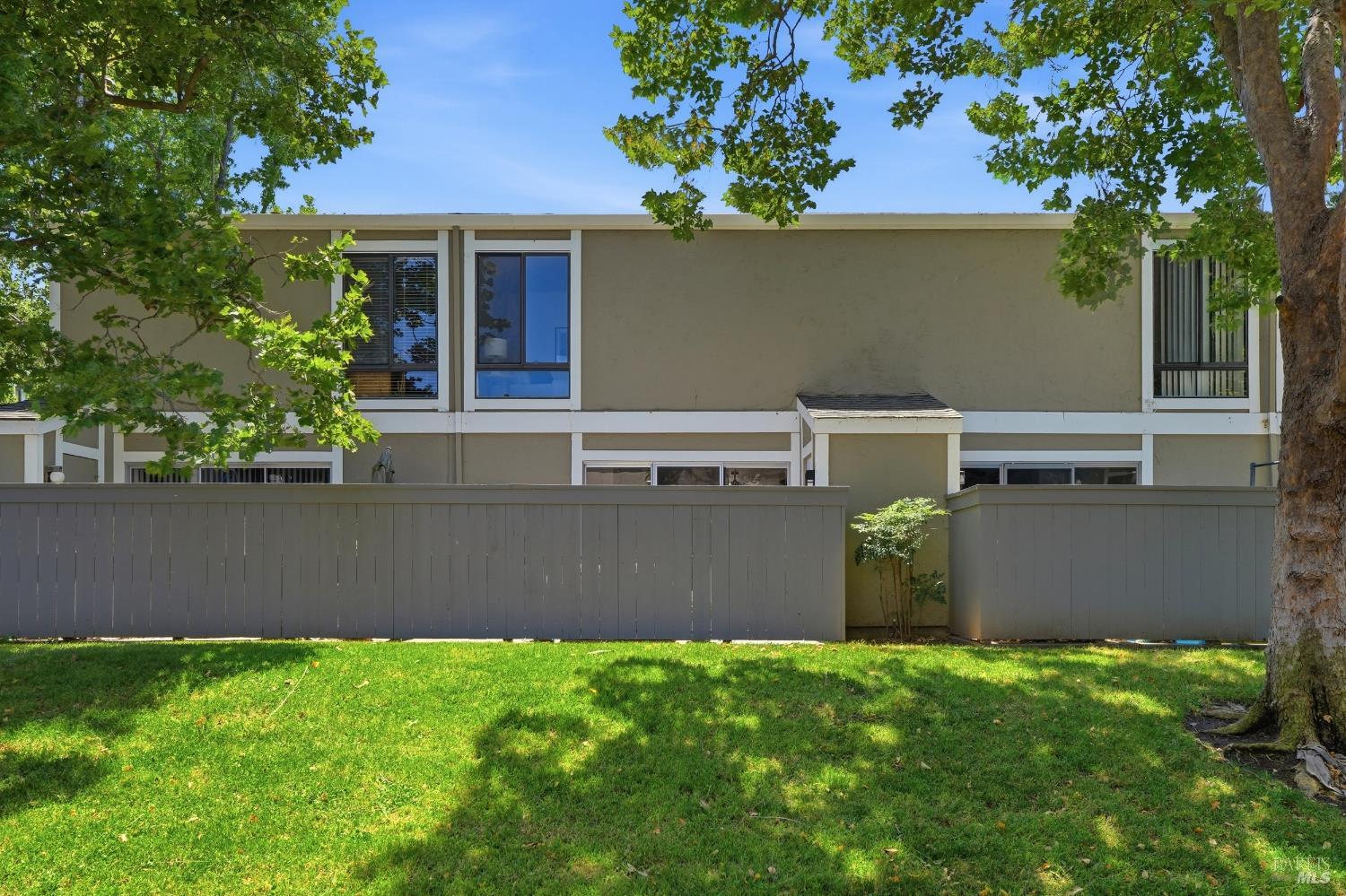 900 Southampton Road, Unit 29 Benicia, CA 94510 - Photo 44 of 54