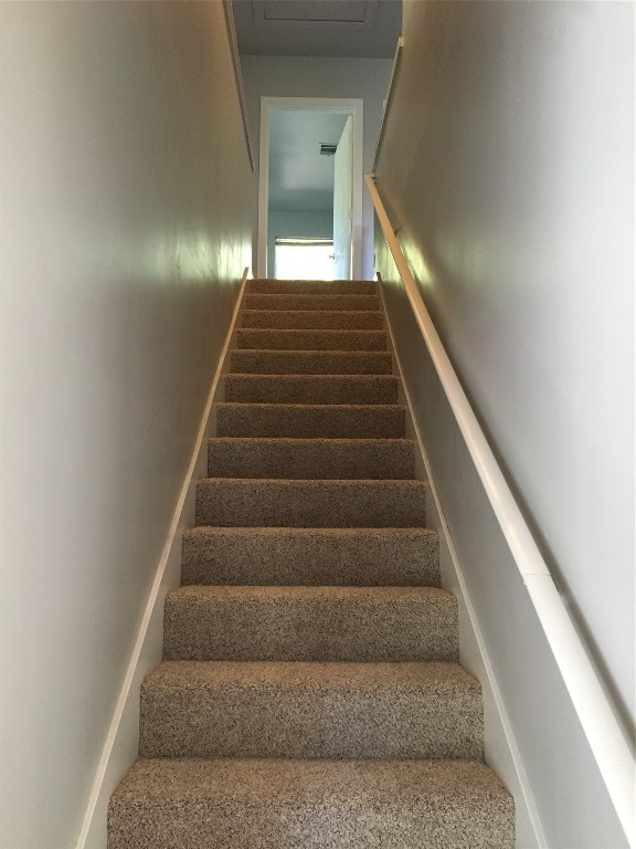 4802 Clarkson Avenue Austin, TX 78751 - Photo 26 of 38 a view of entryway