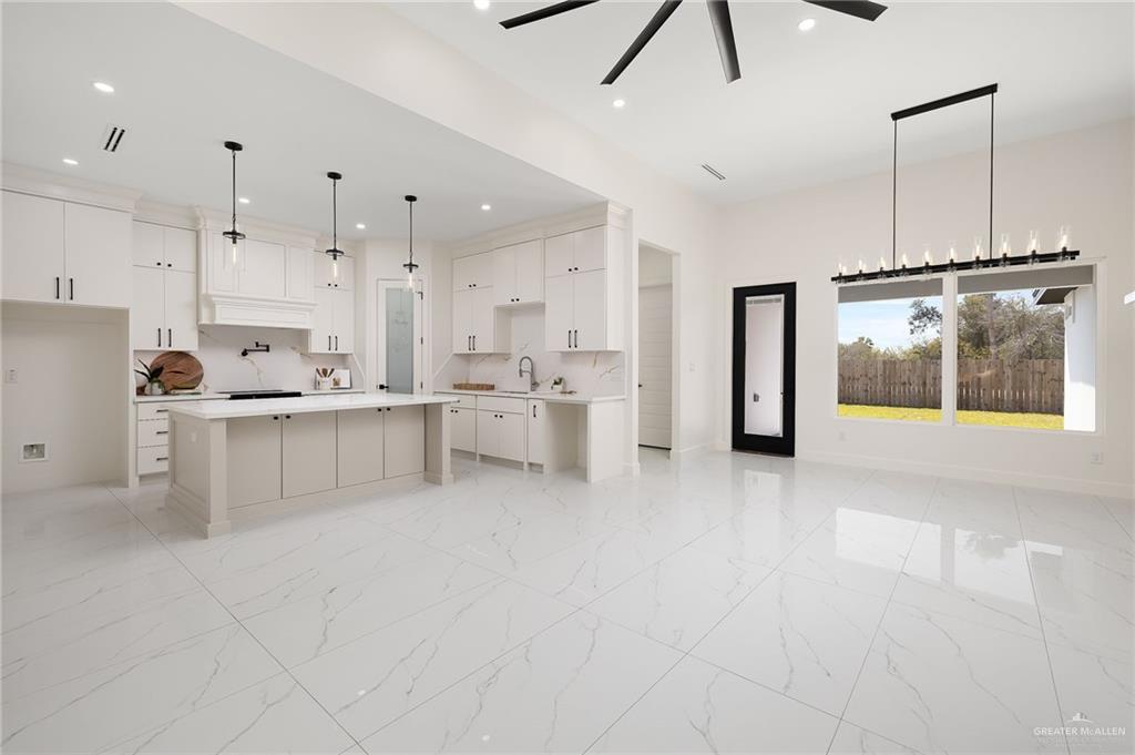 901 Azalea Street Mission, TX 78573 - Photo 6 of 29 Kitchen View