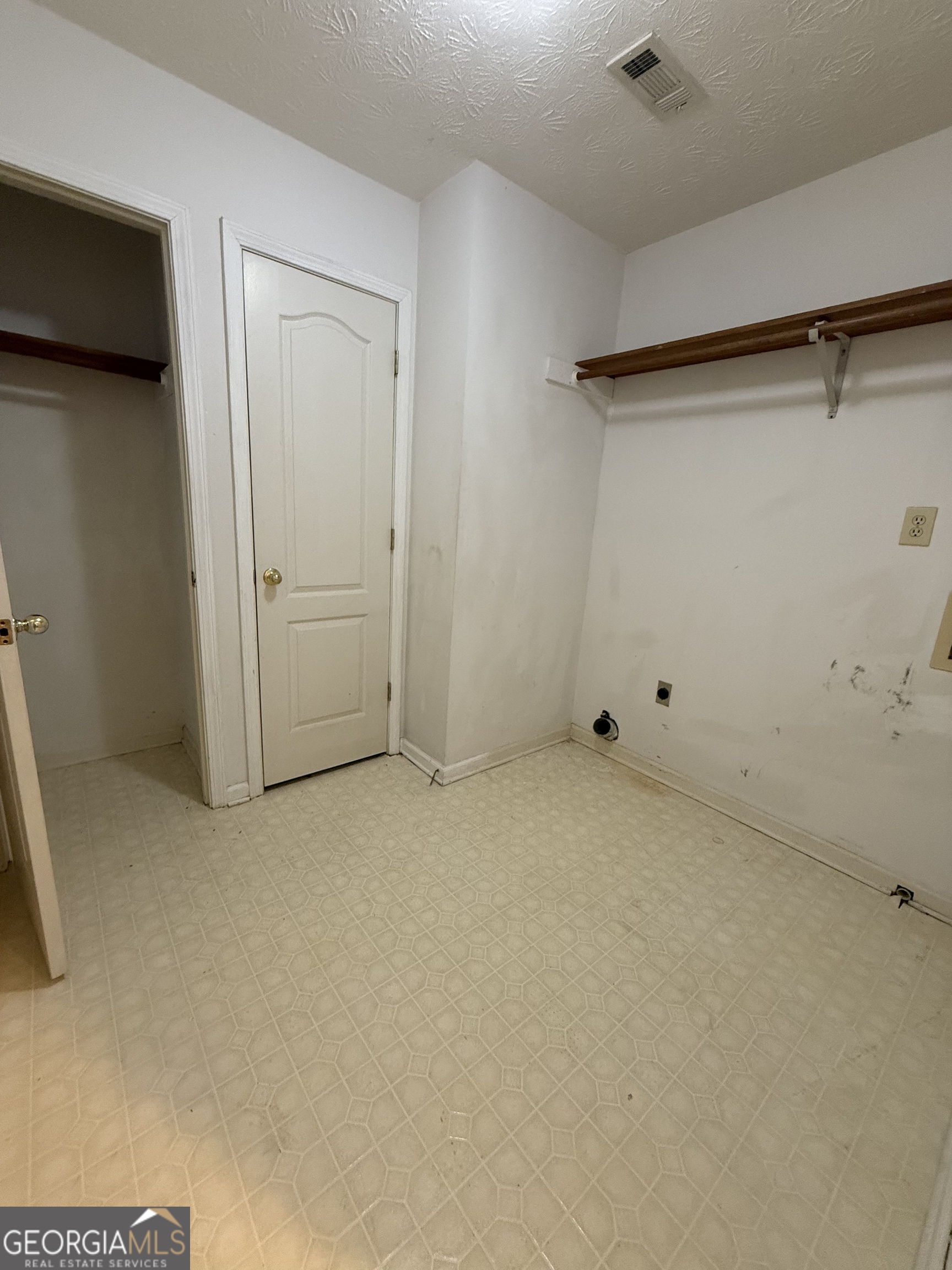 1716 Inlet Cove Court Snellville, GA 30078 - Photo 14 of 17