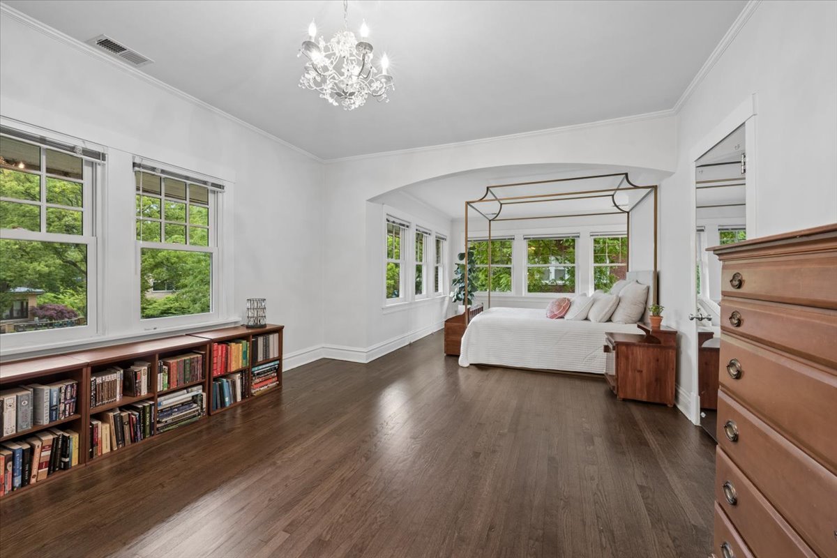 1141 Sheridan Road Wilmette, IL 60091 - Photo 33 of 52