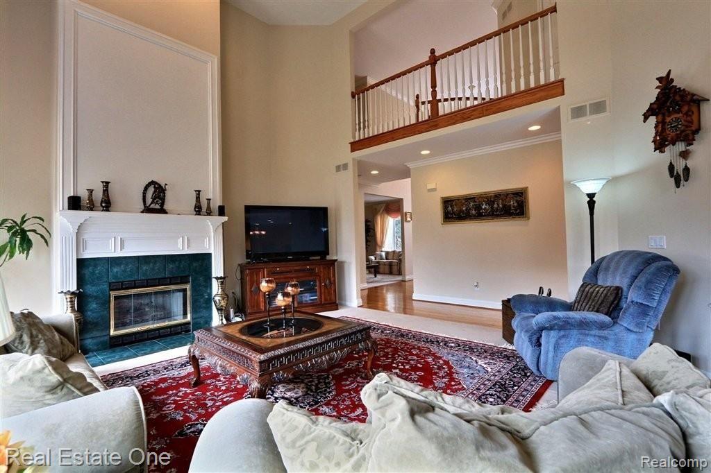 3621 Heron Ridge Drive Rochester, MI 48309 - Photo 11 of 25 23.jpg
