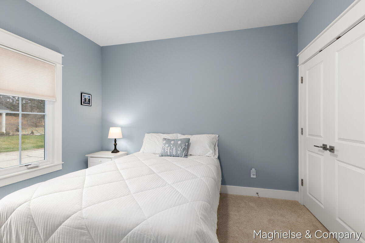 8374 Rose Ridge Drive, Unit 70 Rockford, MI 49341 - Photo 19 of 38