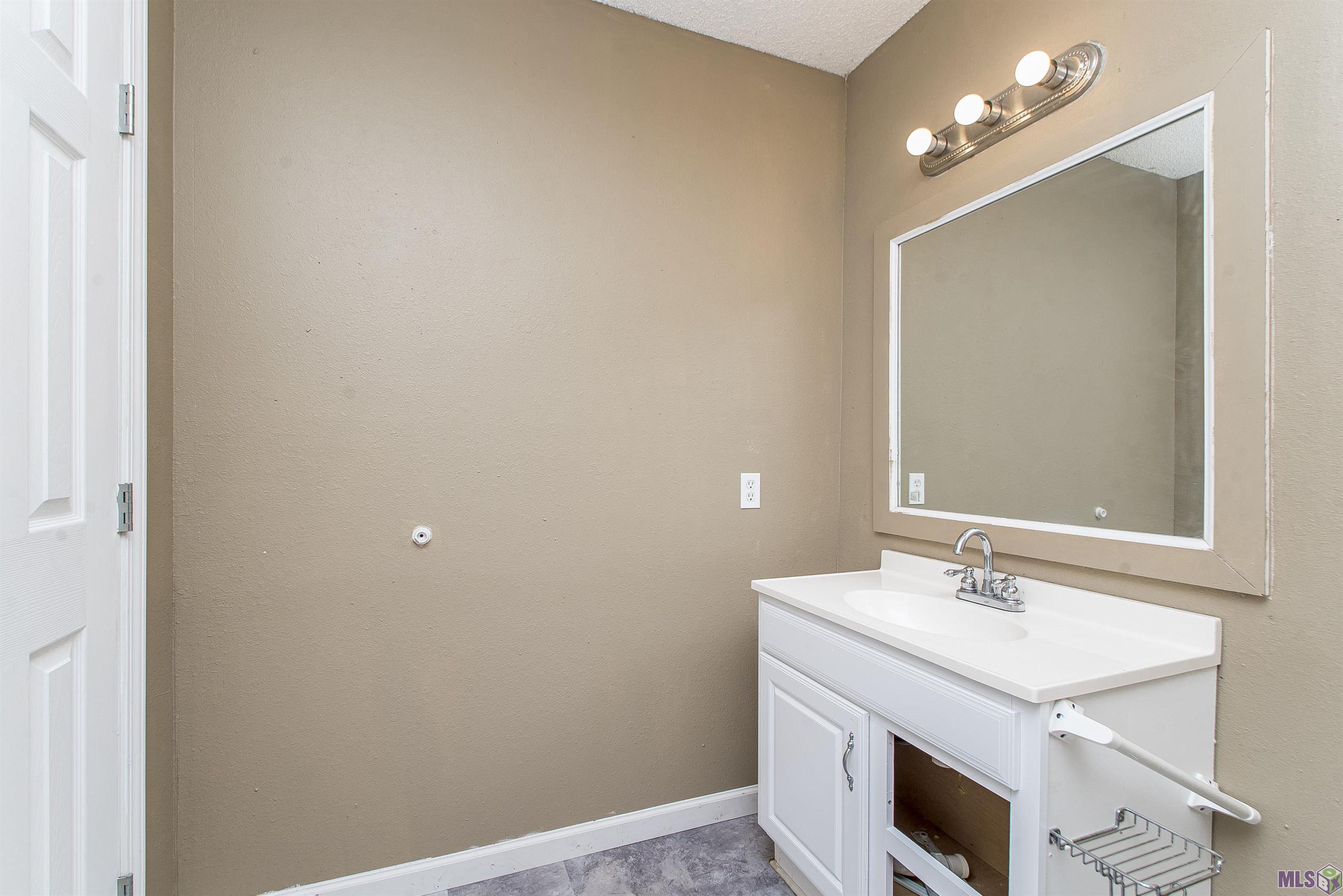 6943 Jim Rushing Road Denham Springs, LA 70706 - Photo 18 of 26