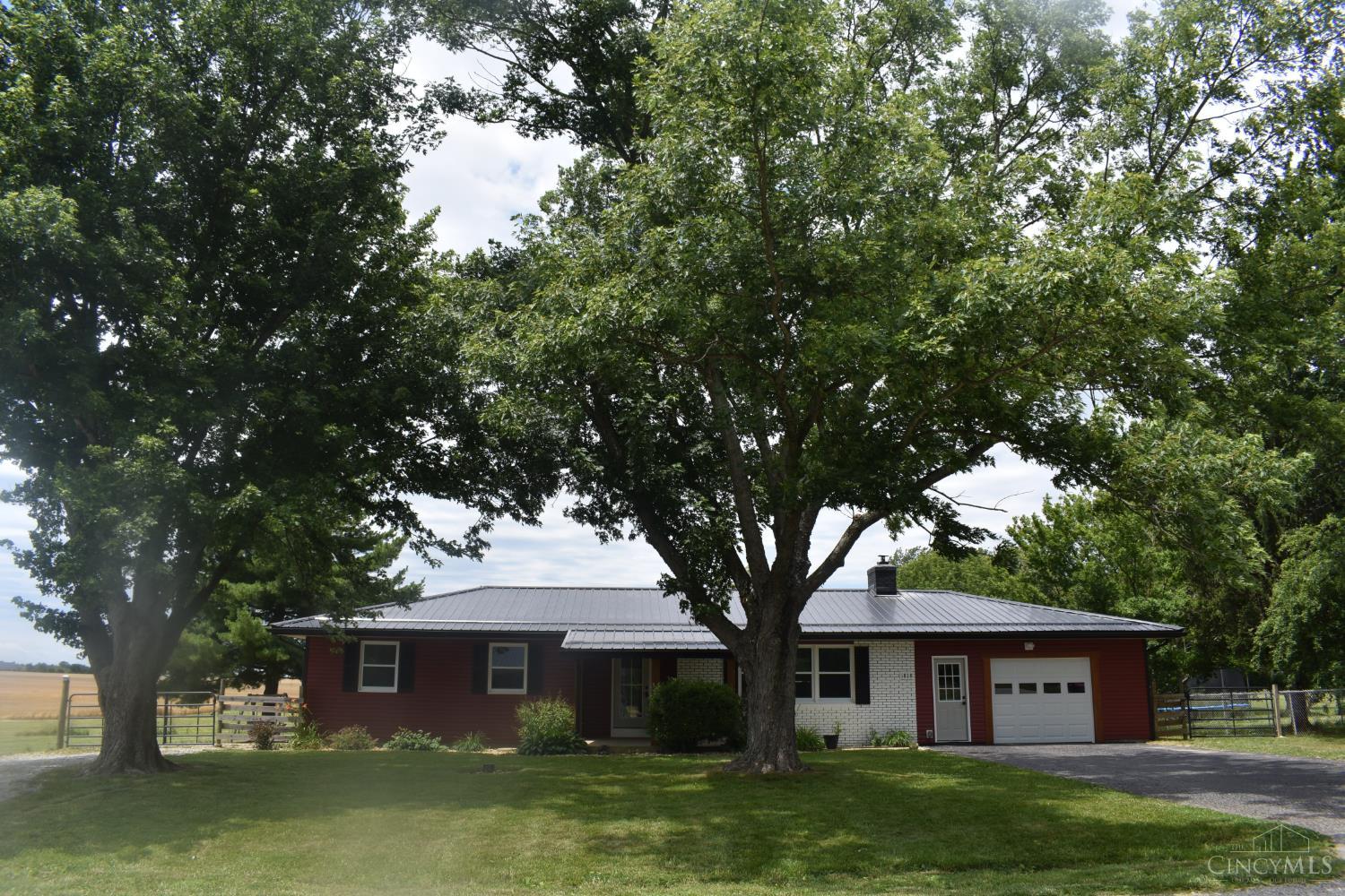 1818 York Road Greenfield, OH 45123 - Photo 3 of 52