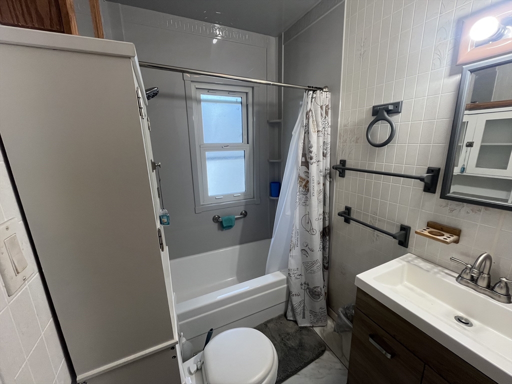104 Balis Street Springfield, MA 01109 - Photo 21 of 30 Gallery Image 21