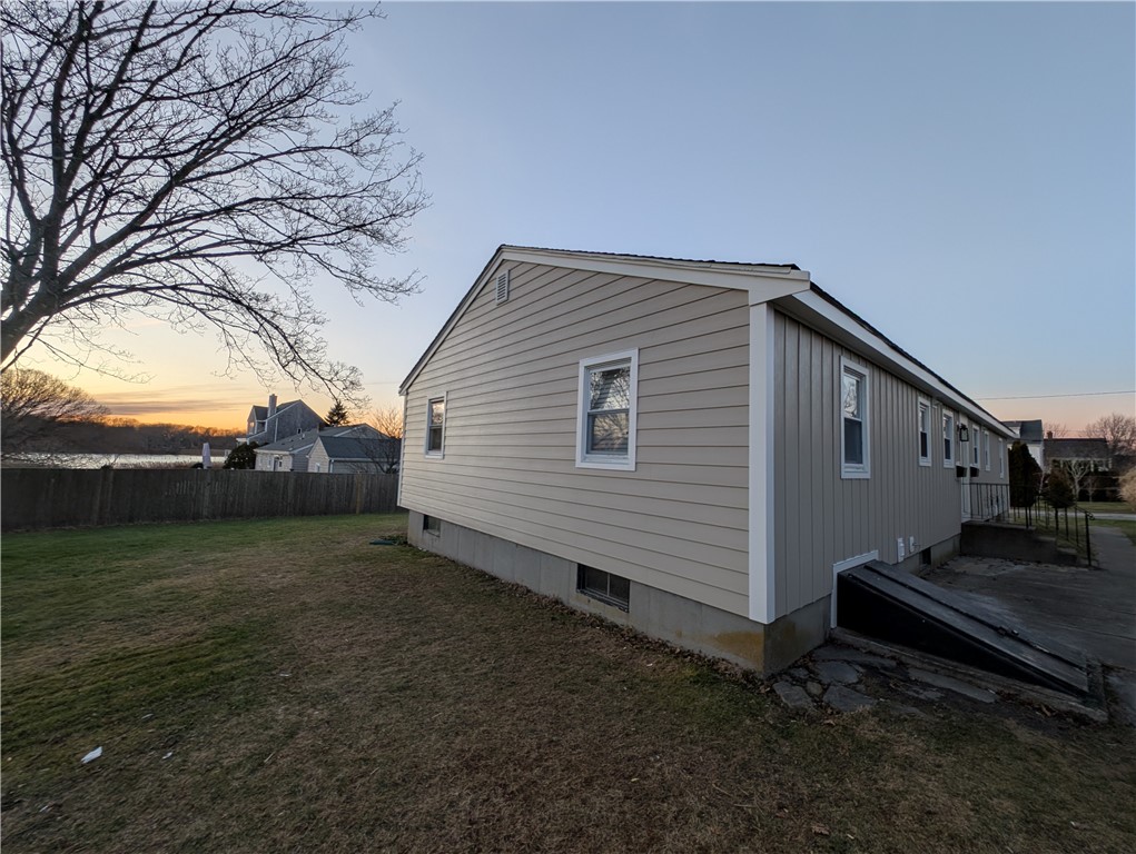 4 Almy Court, Unit 1 Newport, RI 02840 - Photo 3 of 13