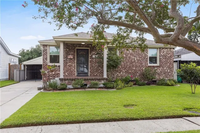 $405,000 | 535 Gelpi Avenue, Jefferson, LA 70121