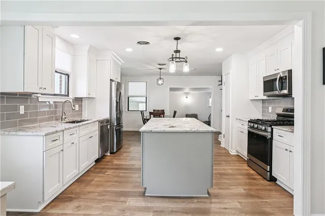 $405,000 | 535 Gelpi Avenue, Jefferson, LA 70121