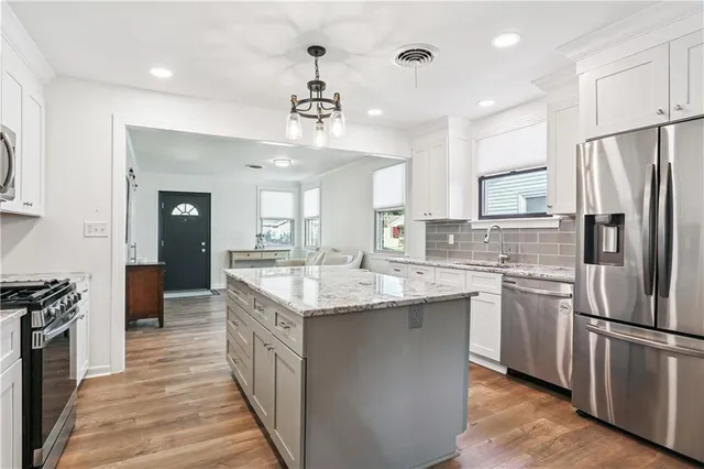 $405,000 | 535 Gelpi Avenue, Jefferson, LA 70121