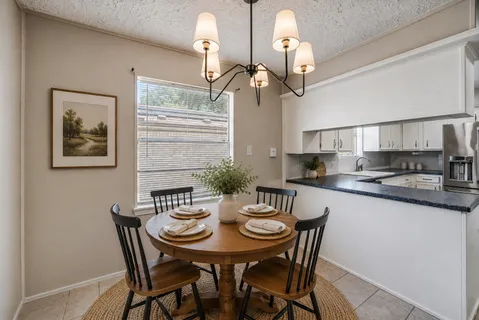 $285,000 | 806 Park Meadow Drive, Katy, TX 77450