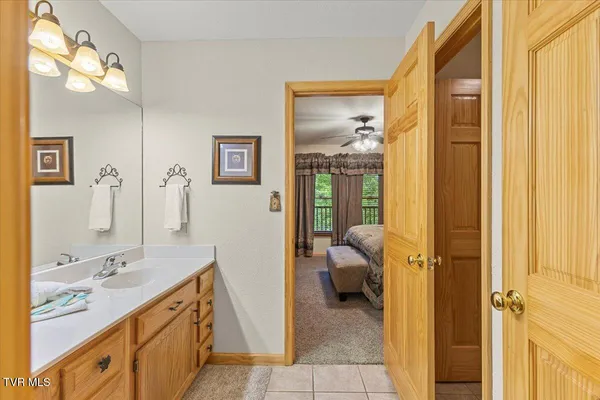 $999,999 | 2213 Woodcock Trail, Sevierville, TN 37876
