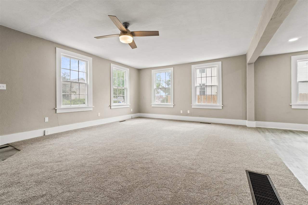309 West 3rd Street Washington, IA 52353 - Photo 6 of 29 Gallery Image 6