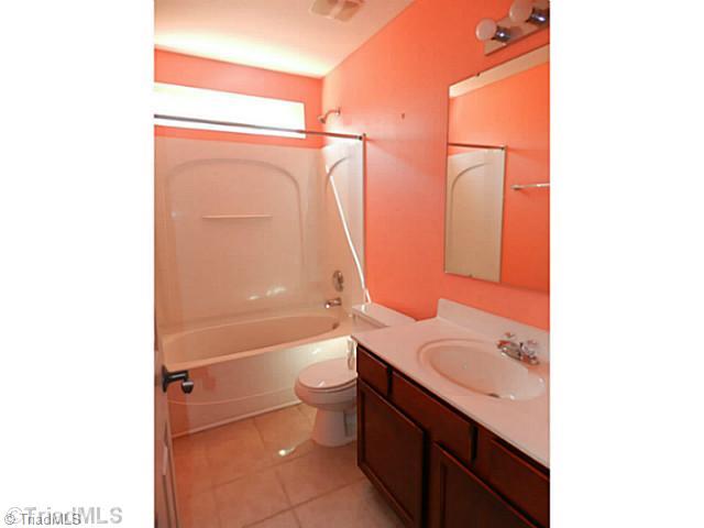 3488 Lamuel Field Lane High Point, NC 27265 - Photo 12 of 16 Bath.
