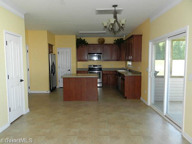 3488 Lamuel Field Lane High Point, NC 27265 - Photo 6 of 16 Breakfast.