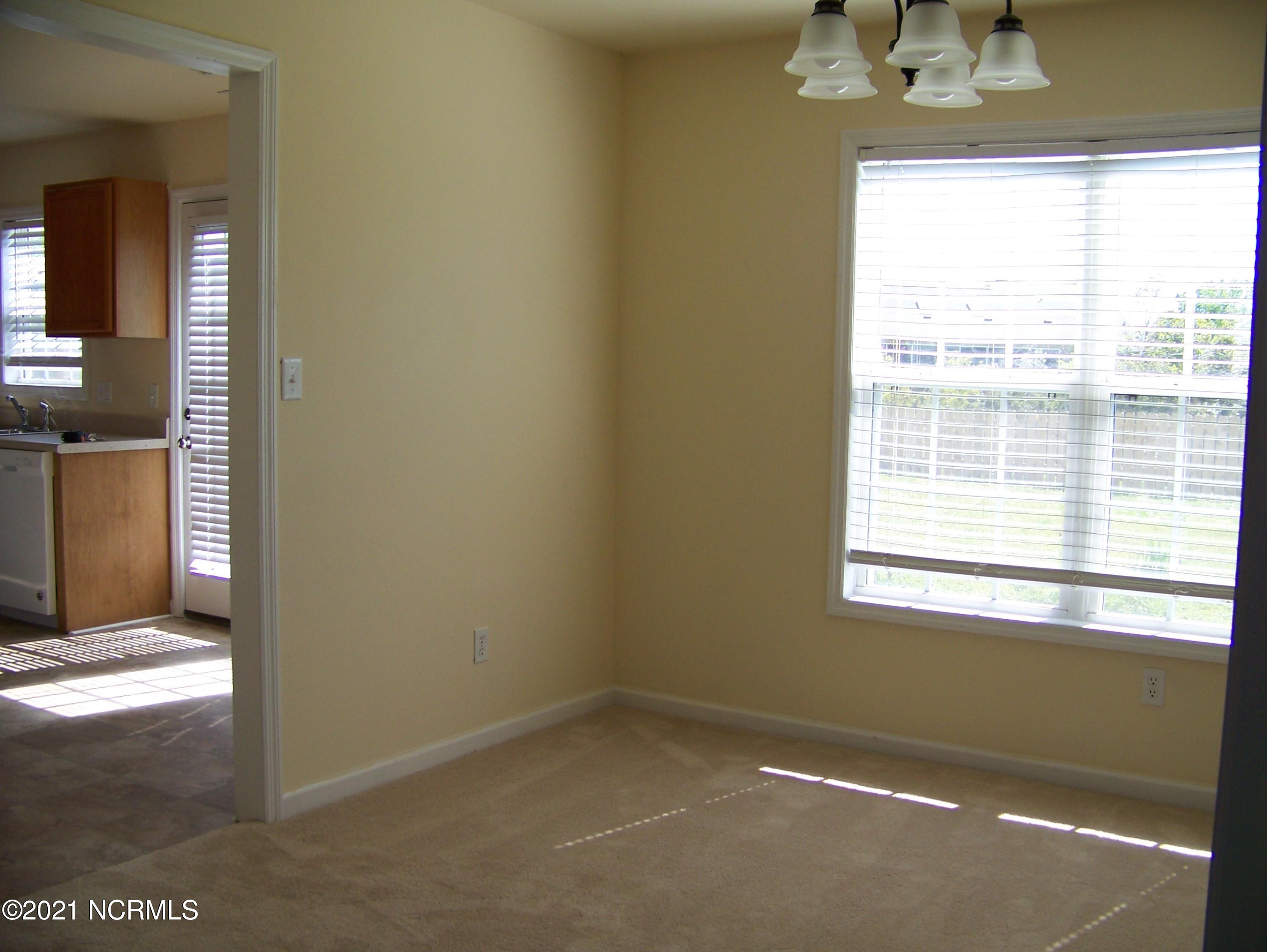 226 Rutledge Avenue Beaufort, NC 28516 - Photo 24 of 31 100_2995