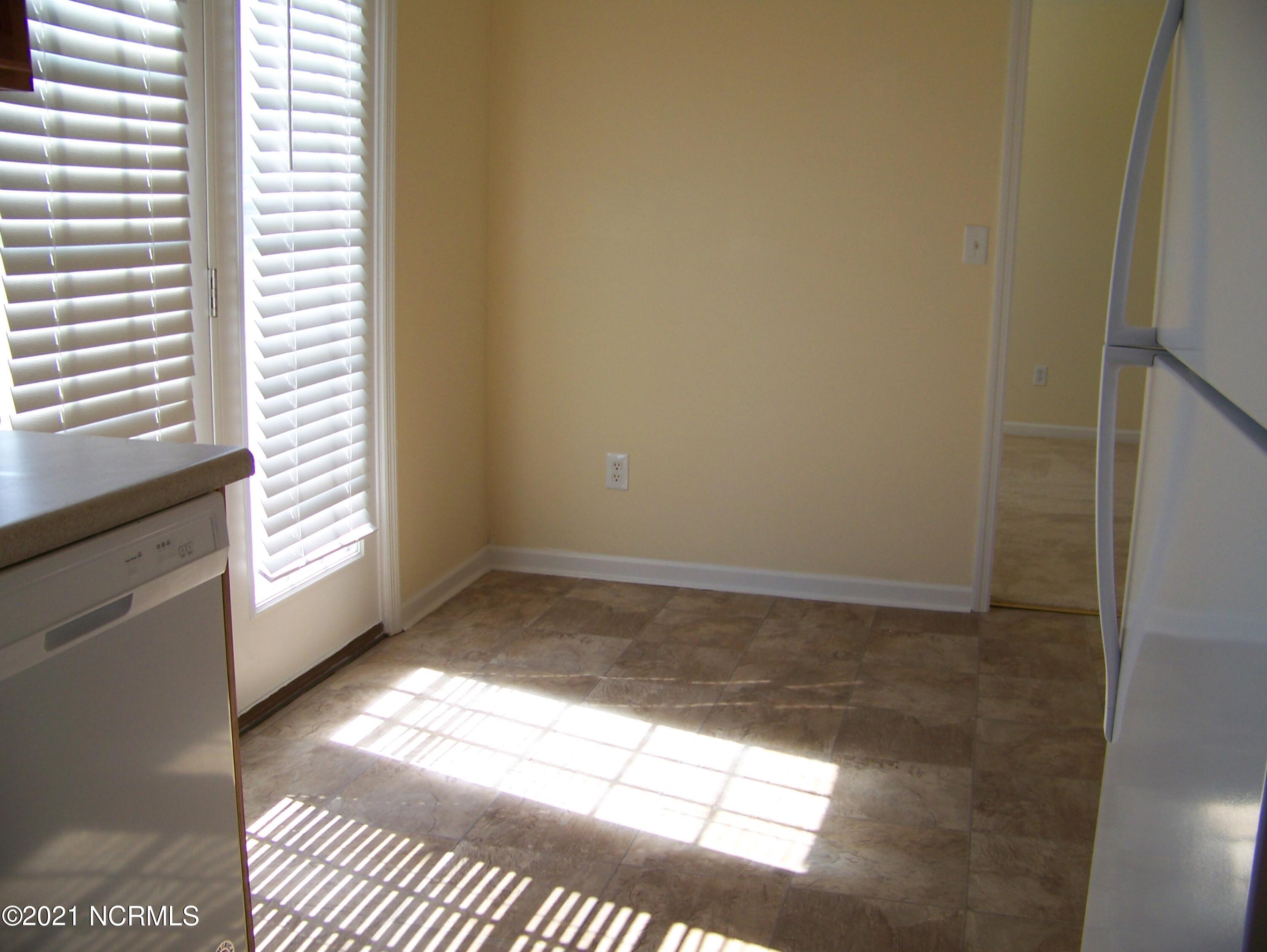 226 Rutledge Avenue Beaufort, NC 28516 - Photo 28 of 31 100_3000