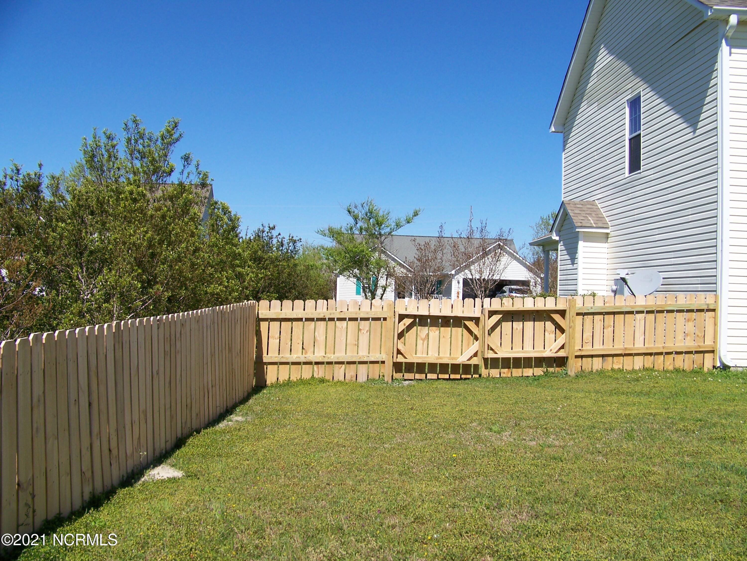 226 Rutledge Avenue Beaufort, NC 28516 - Photo 30 of 31 100_3002