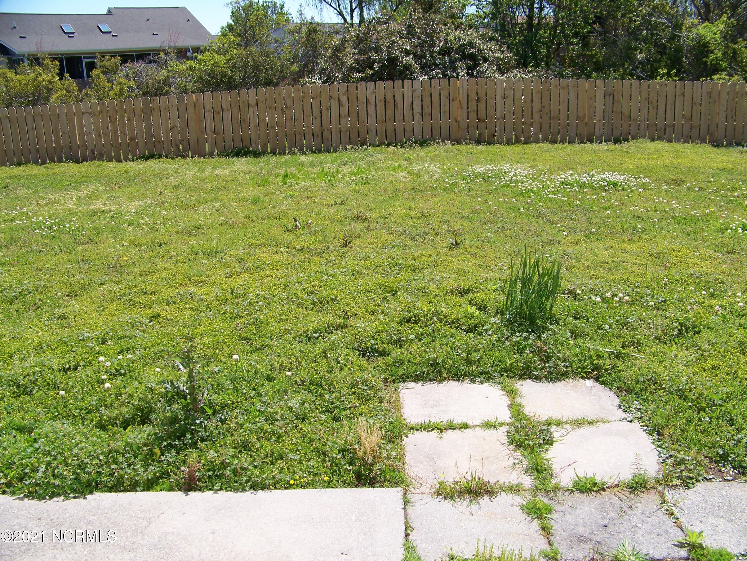 226 Rutledge Avenue Beaufort, NC 28516 - Photo 7 of 31 100_3005