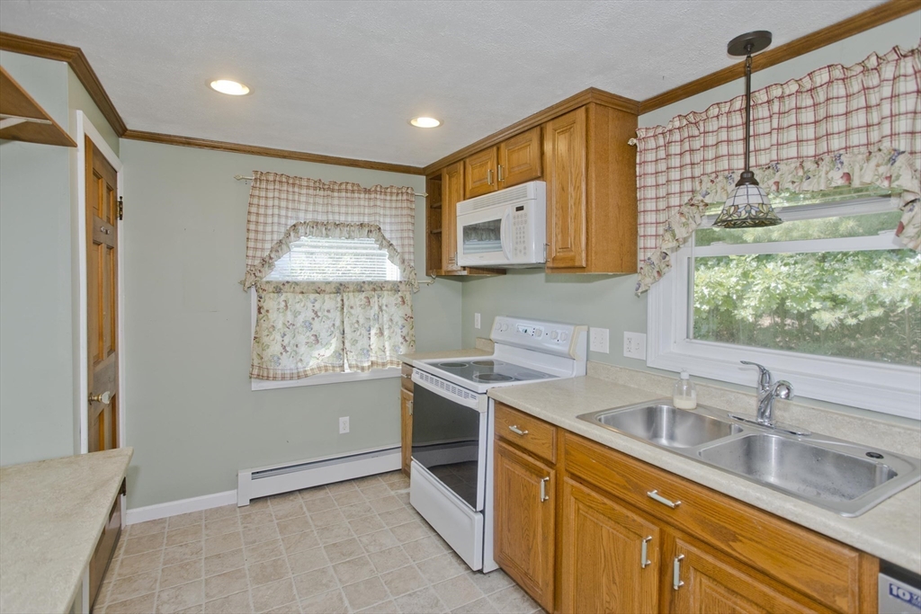 76 Bethany Road Monson, MA 01057 - Photo 17 of 33