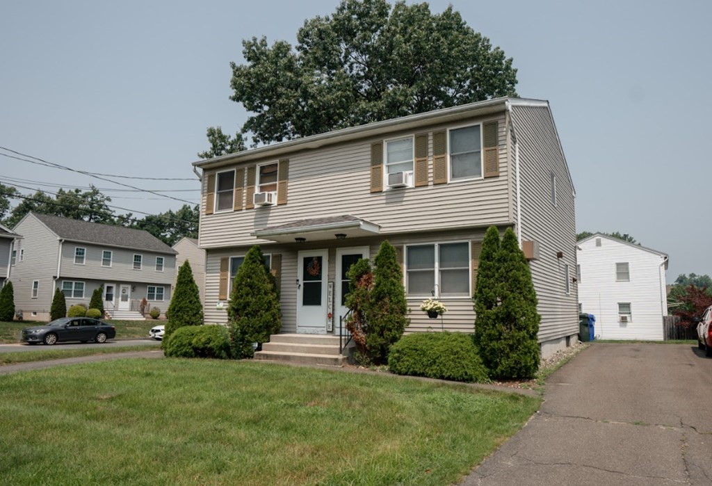 22-24 Radner Street Springfield, MA 01129 - Photo 3 of 11 Gallery Image 3