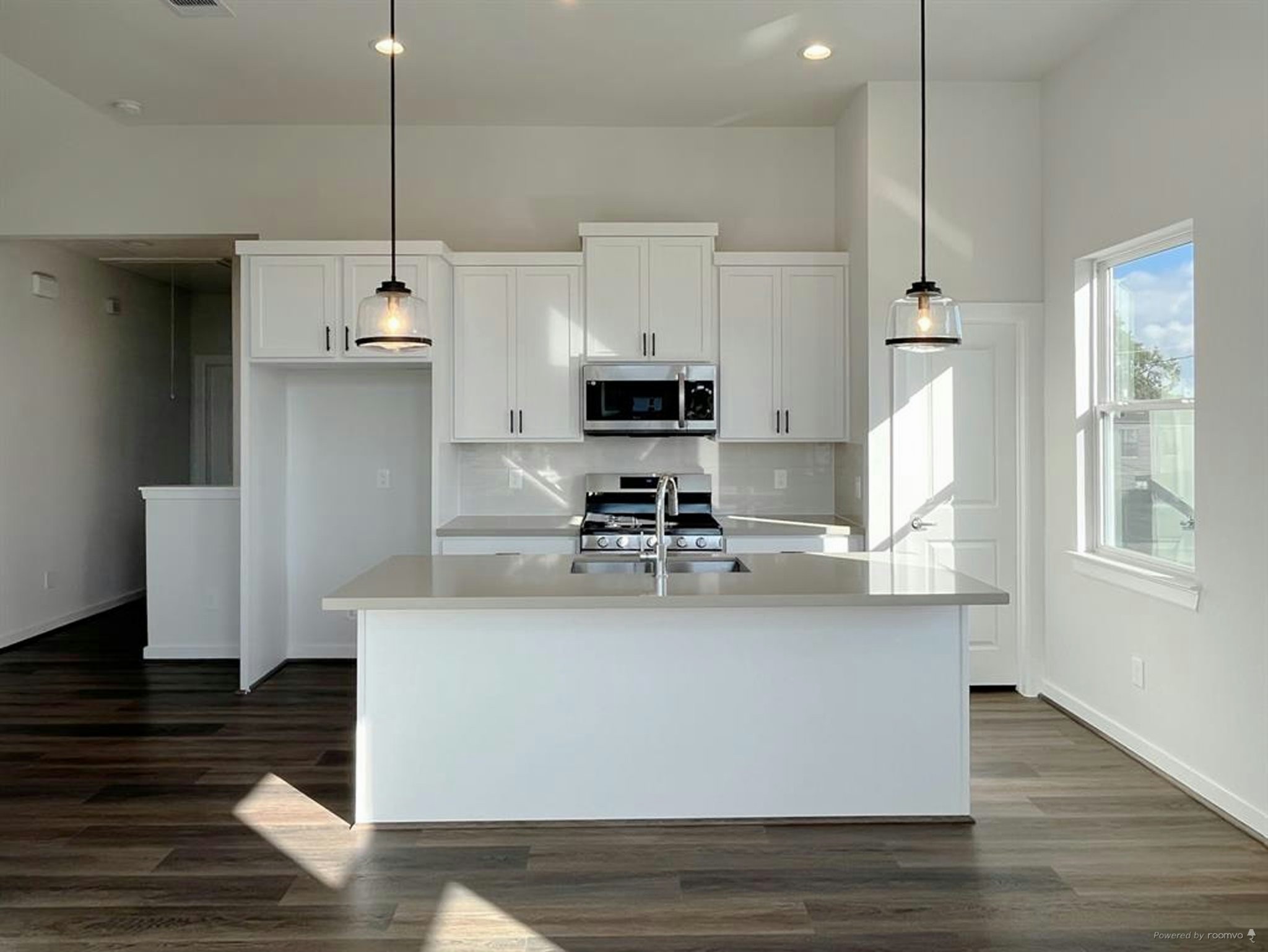 717 Emile Street Houston, TX 77020 - Photo 3 of 18