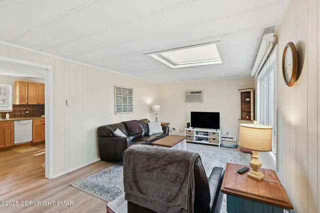 $285,000 | 364 Welcome Lake Road, Beach Lake, PA 18405