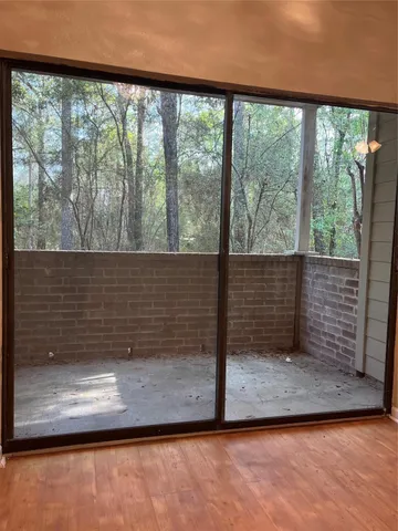 $150,000 | 3500 Tangle Brush Drive, Unit 195, The Woodlands, TX 77381