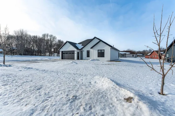 $410,000 | 1503 Opperman Bay Court, Fergus Falls, MN 56537