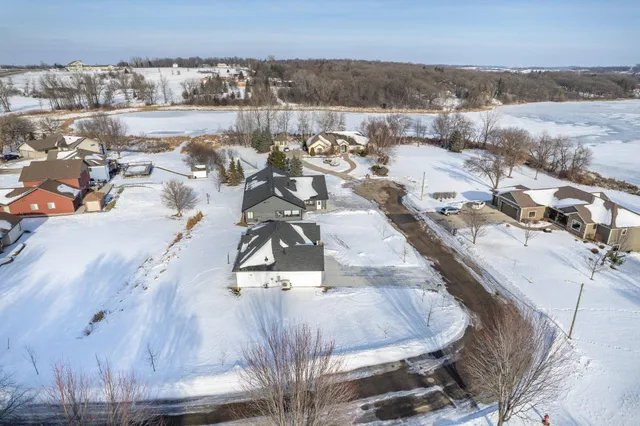 $419,900 | 1503 Opperman Bay Court, Fergus Falls, MN 56537