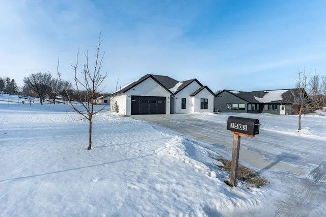 $439,000 | 1503 Opperman Bay Court, Fergus Falls, MN 56537
