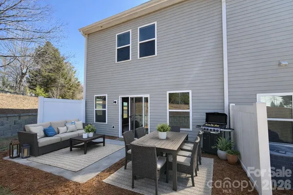 $305,000 | 1365 Eagle Claw Drive, Kannapolis, NC 28083