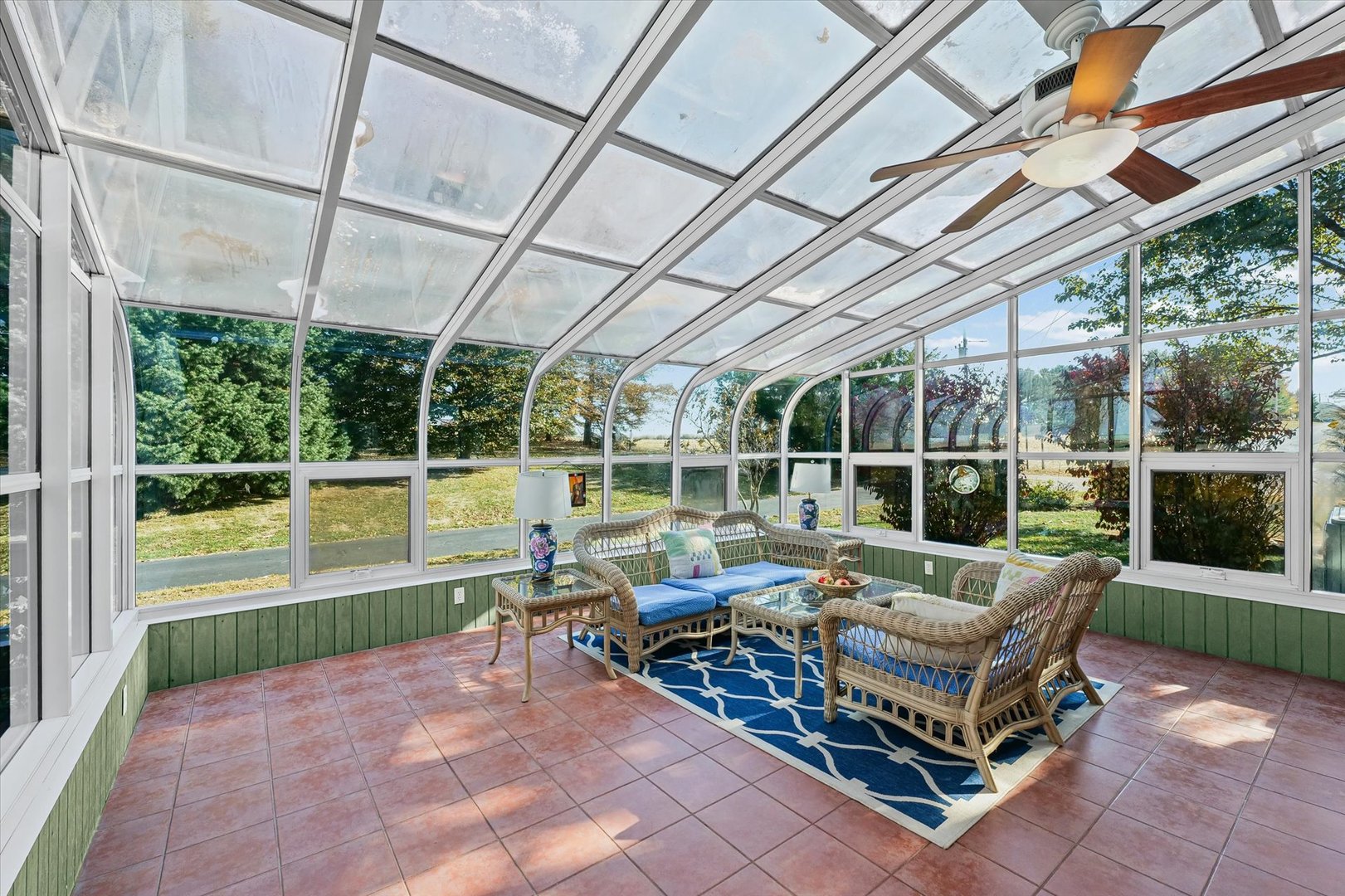 1000 East Kratz Road Monticello, IL 61856 - Photo 13 of 52 a living room with furniture
