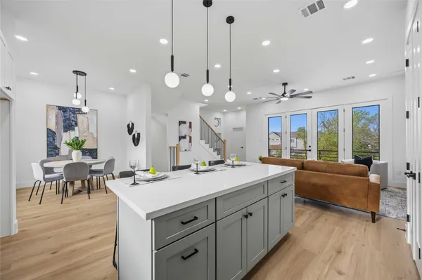 $389,900 | 2014 Yates Street, Houston, TX 77020