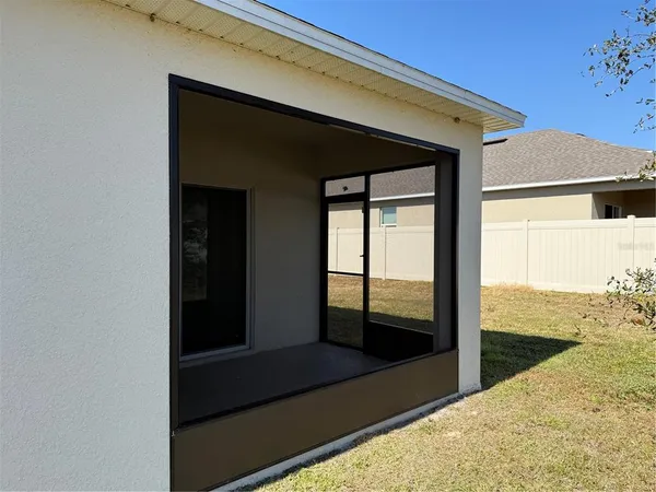 $2,200 | 1792 Henin Circle, Tavares, FL 32778