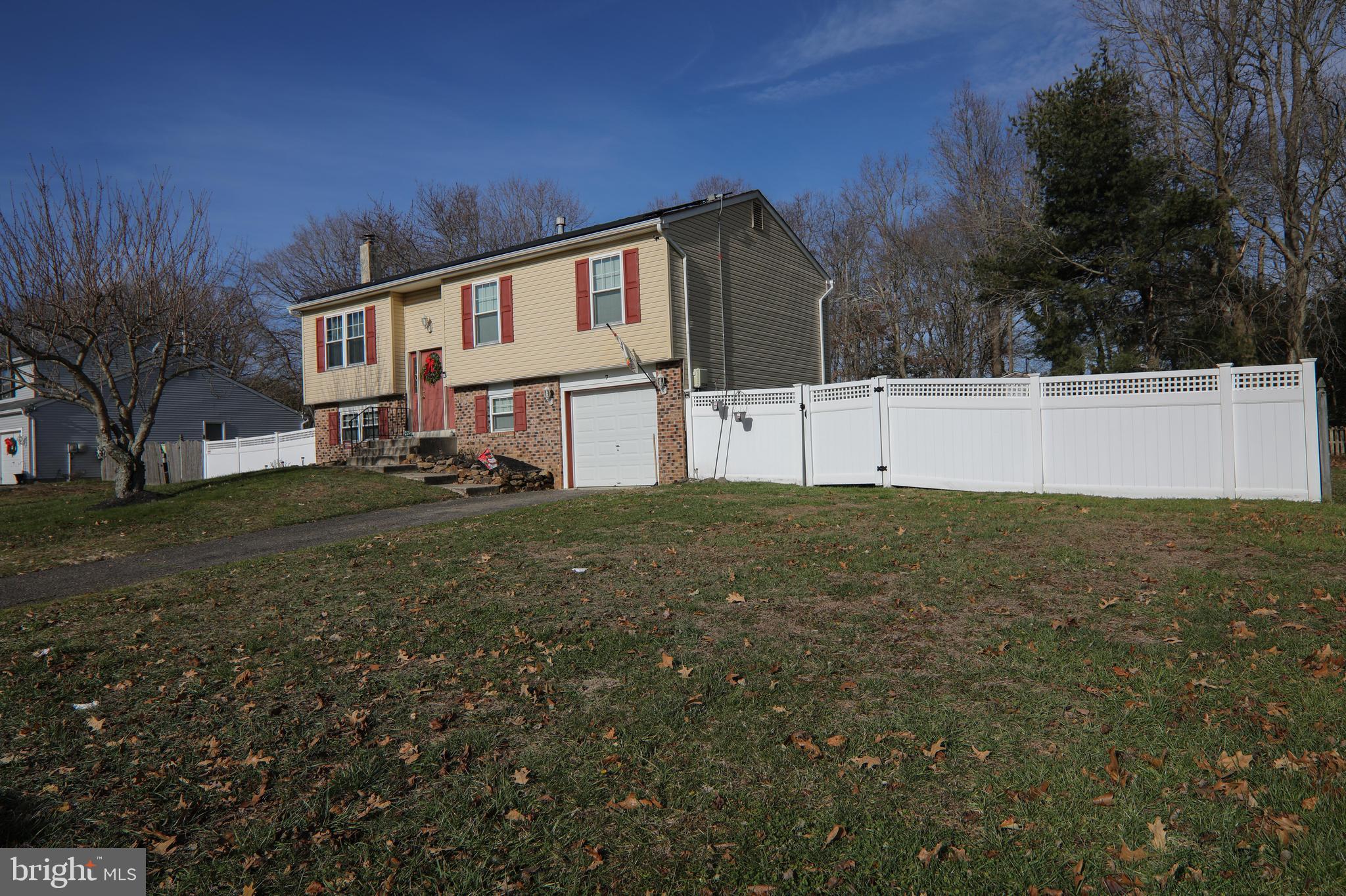 7 Hawthorne Road Sicklerville, NJ 08081 - Photo 2 of 37 Side View