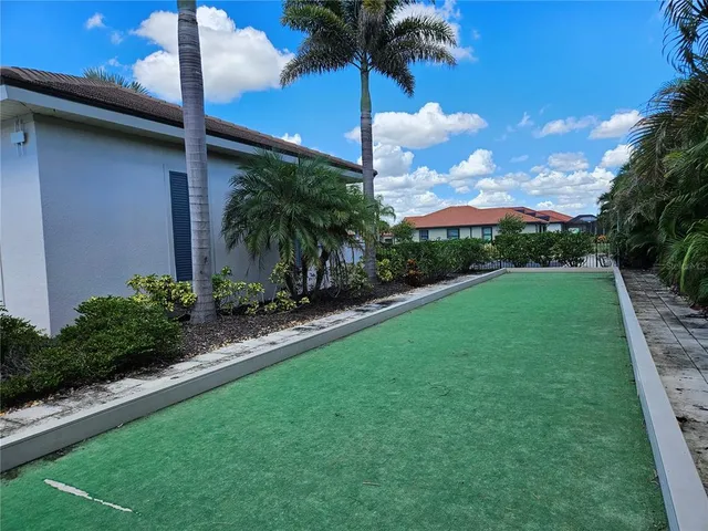 $2,100 | 9839 Haze Drive, Venice, FL 34292