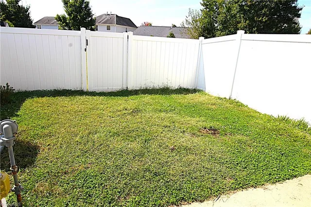 $1,500 | 47 Arbor Hl Place, McLeansville, NC 27301