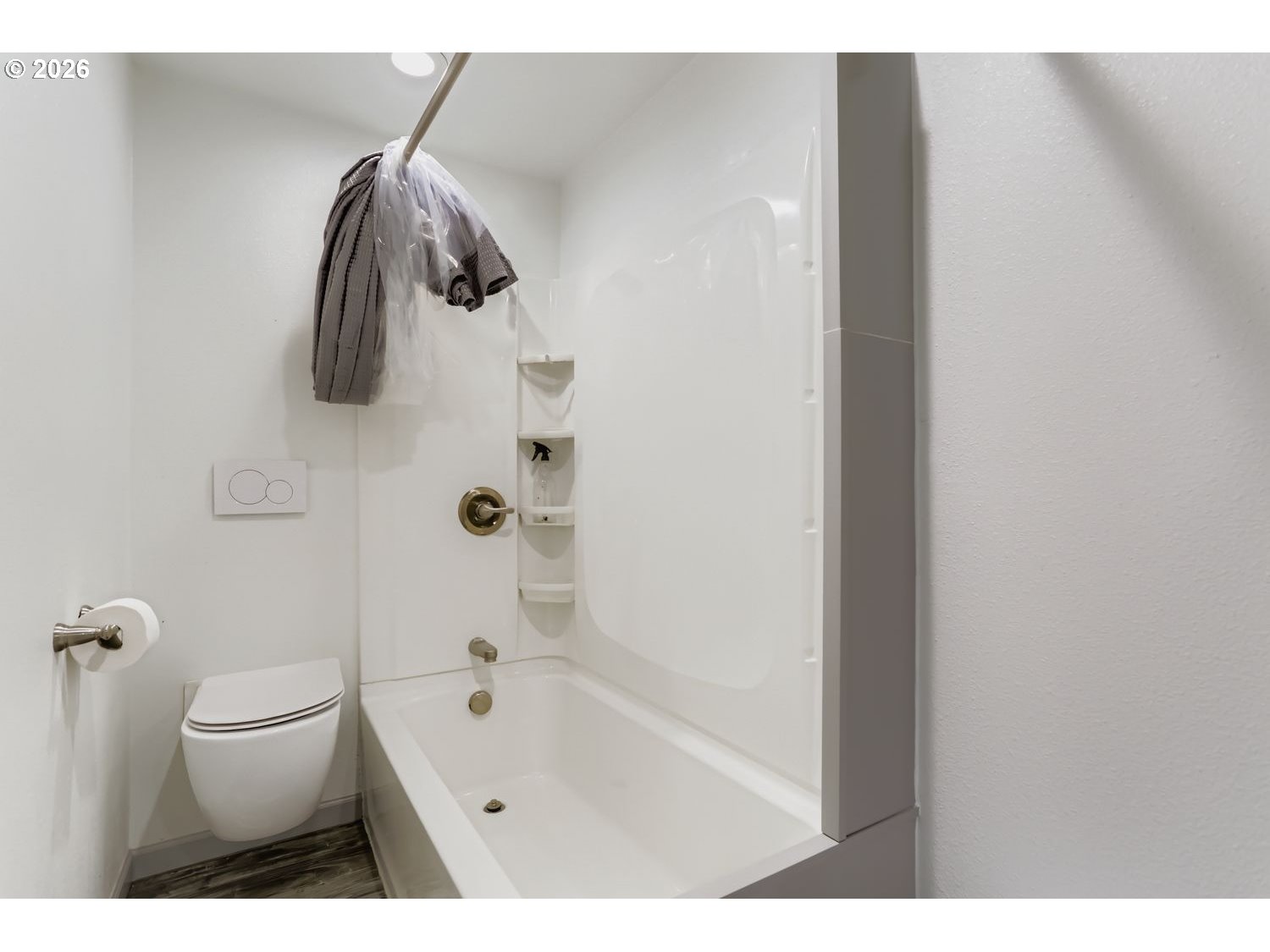 14661 Southeast Royer Road Damascus, OR 97089 - Photo 29 of 40 a bathroom with a shower a toilet and sink