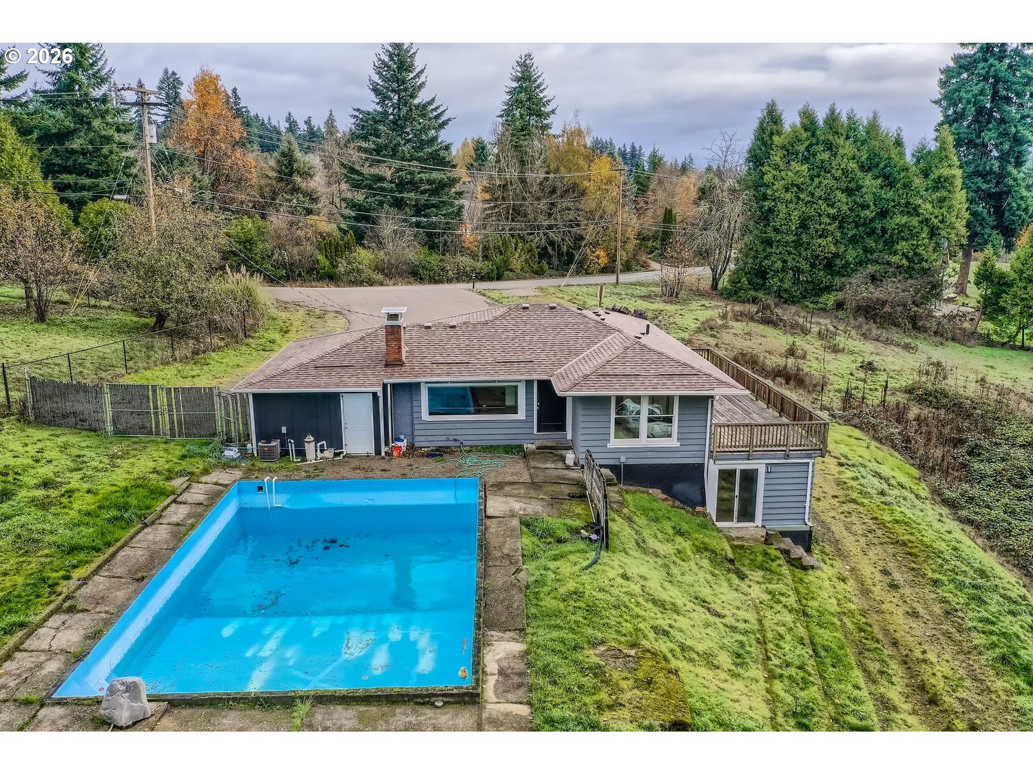 14661 Southeast Royer Road Damascus, OR 97089 - Photo 34 of 40 a view of a house with garden