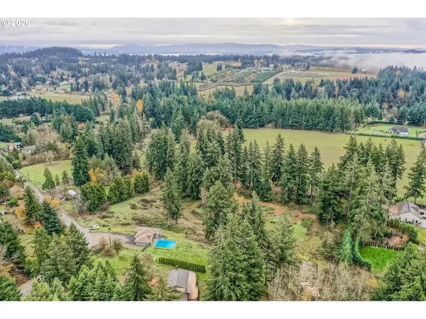 $810,000 | 14661 Southeast Royer Road, Damascus, OR 97089