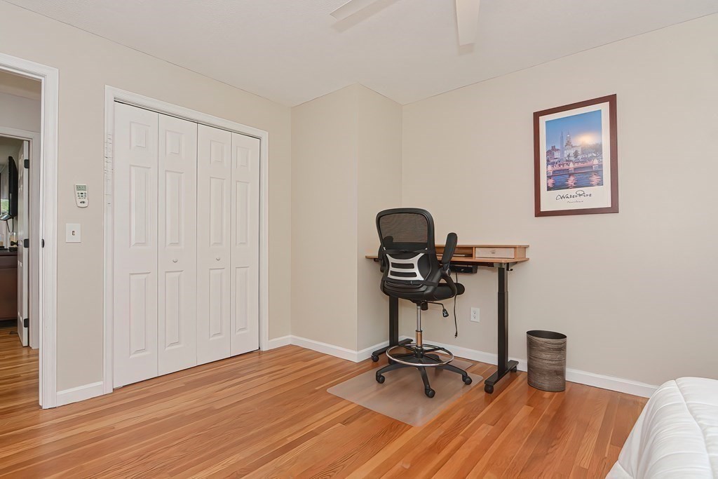 32 Colonial Road Sutton, MA 01590 - Photo 20 of 42 Gallery Image 20
